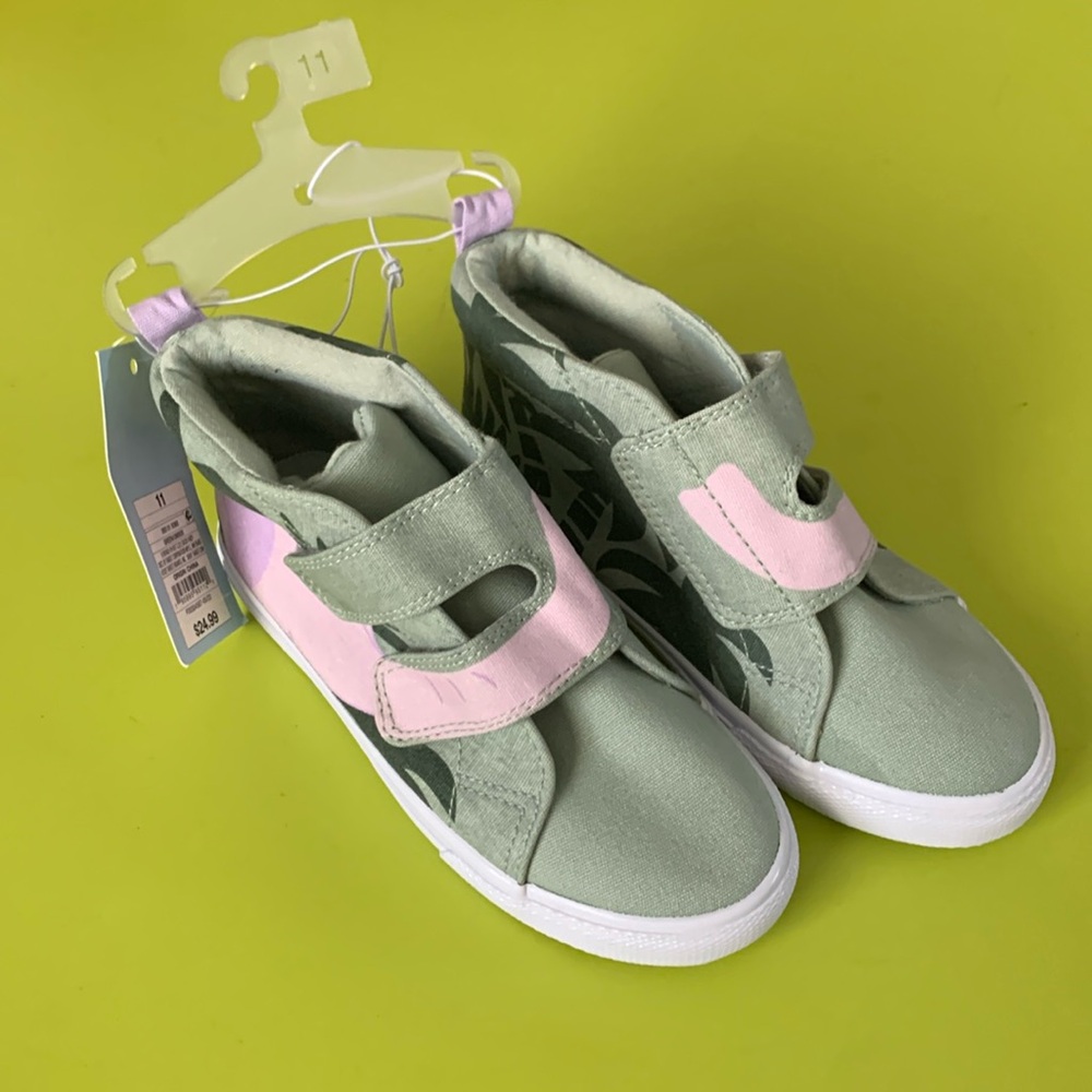 Cat & Jack Little Girls Size 11 Elephant Shoes